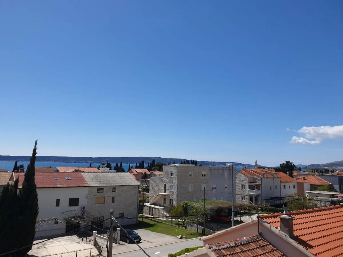 Apartment Mateo Kastela Croatia