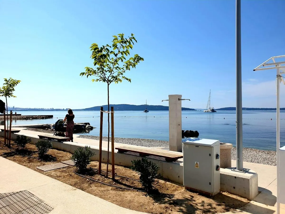 Apartment Mateo Kastela Croatia